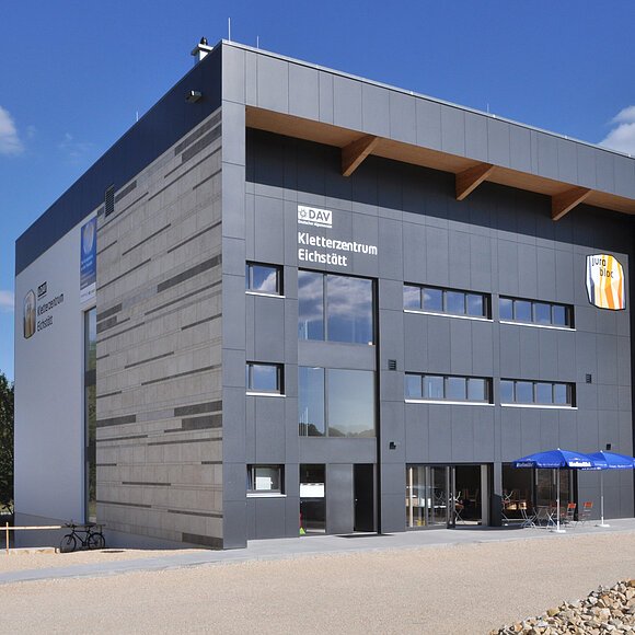 Kletterhalle jurabloc Außenansicht