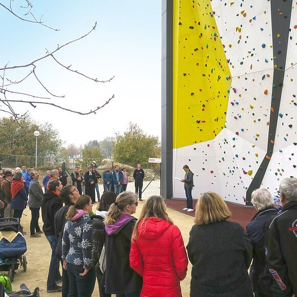 Einweihung "Aussenkletterfläche jurabloc"
